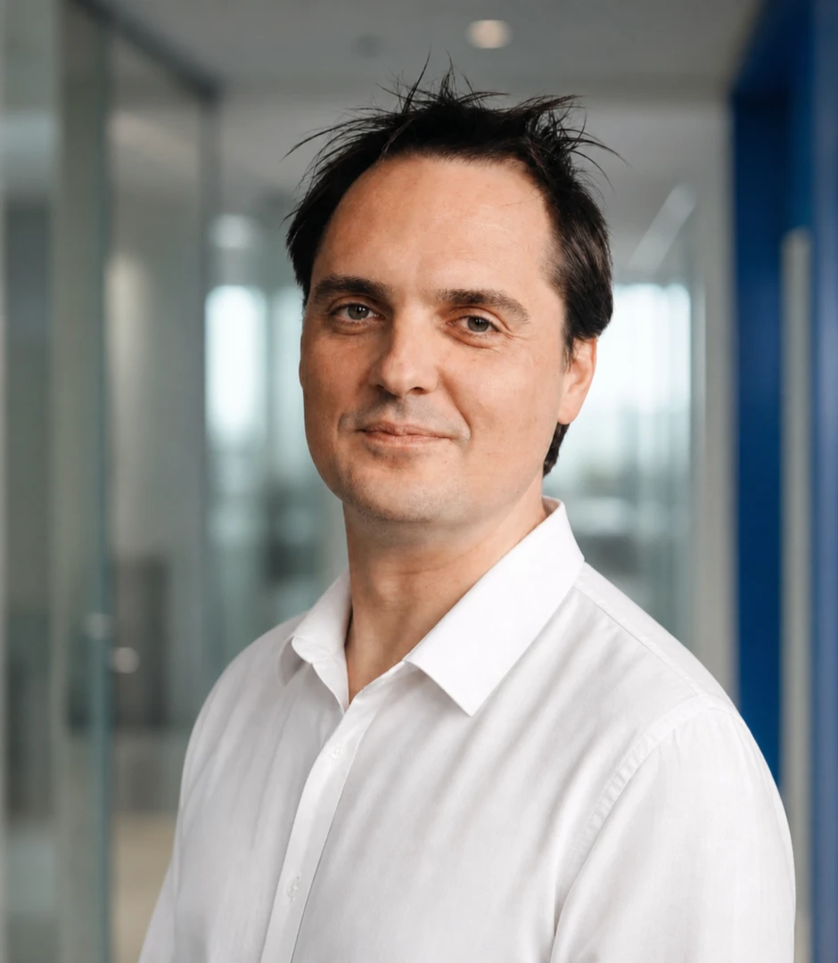 Dr. Tom De Potter
